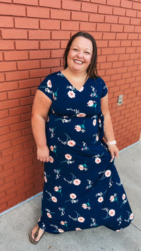 Lily 2.0 Short Sleeve Maxi Dress: Navy