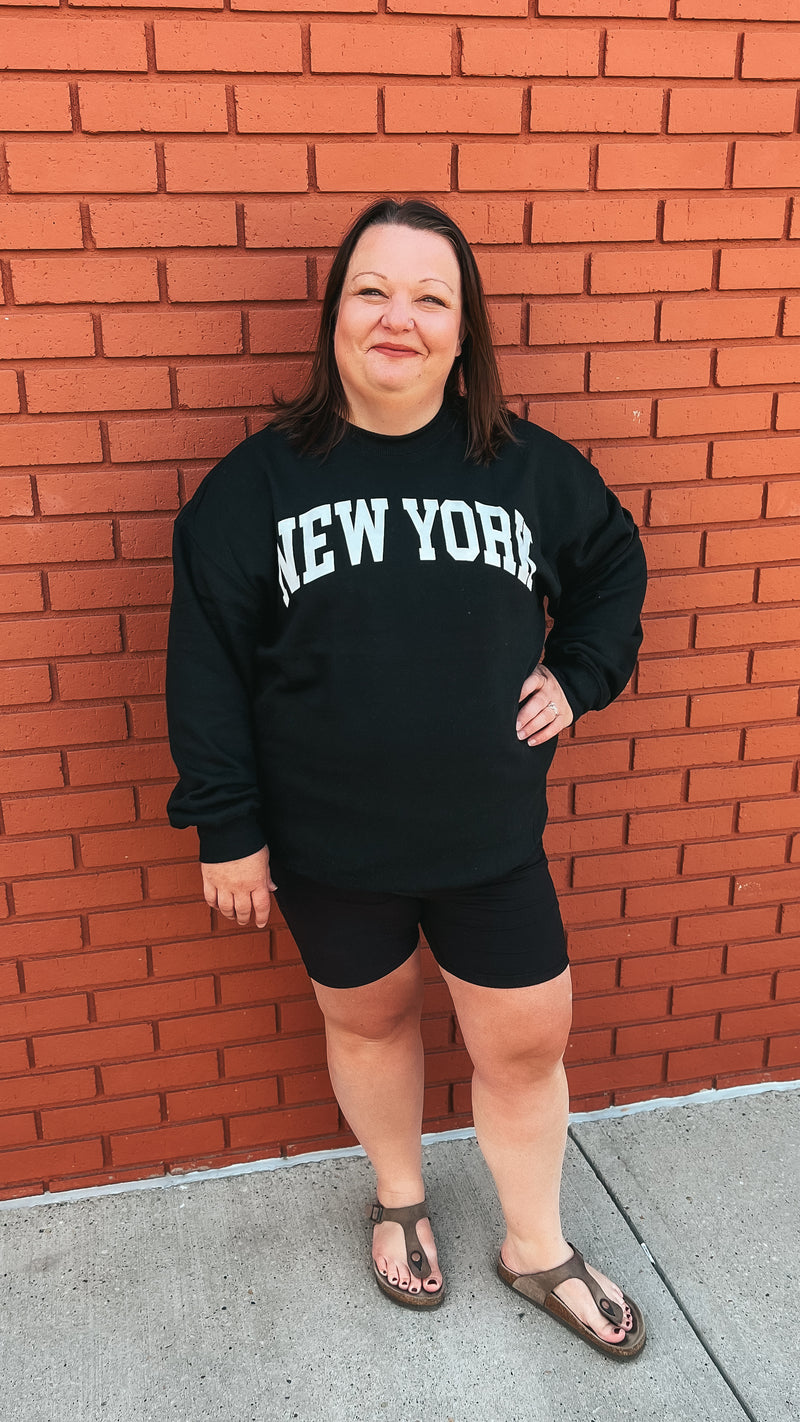 New York Relaxed Graphic Sweatshirt: Black