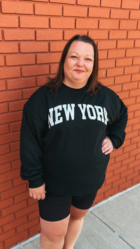 New York Relaxed Graphic Sweatshirt: Black