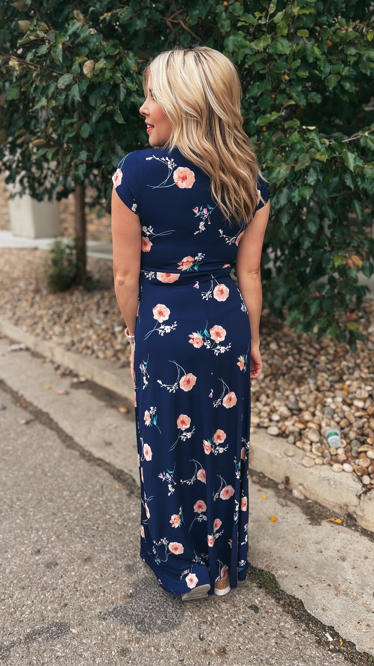 Lily 2.0 Short Sleeve Maxi Dress: Navy