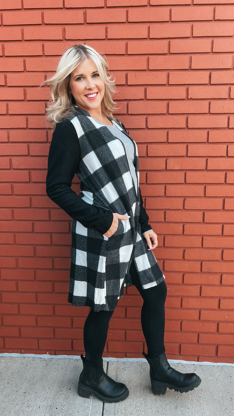 Donna Plaid Cardigan: Ivory & Black