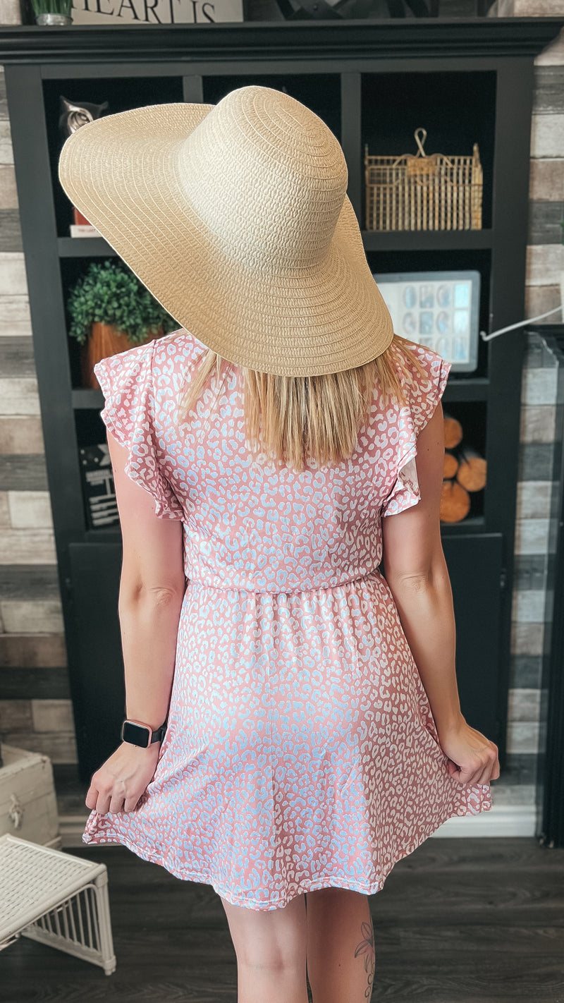 tan color floppy beach hat