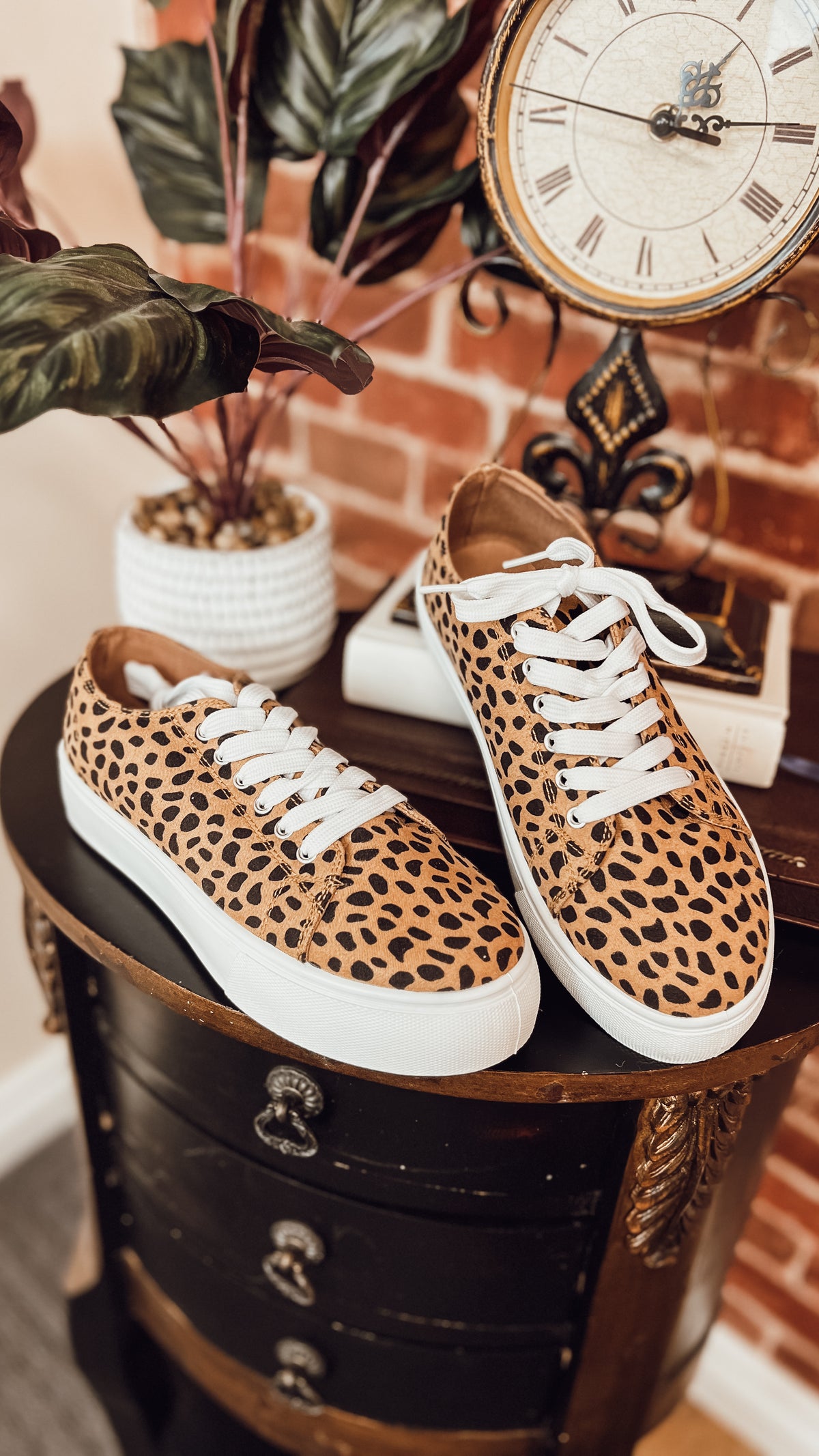 Shelley Leopard Sneaker