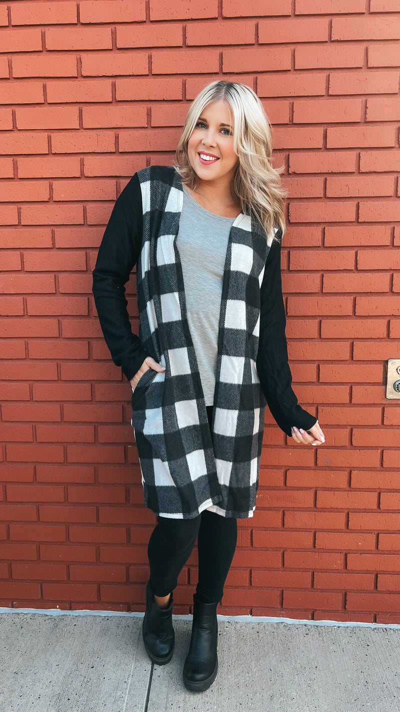 Donna Plaid Cardigan: Ivory & Black