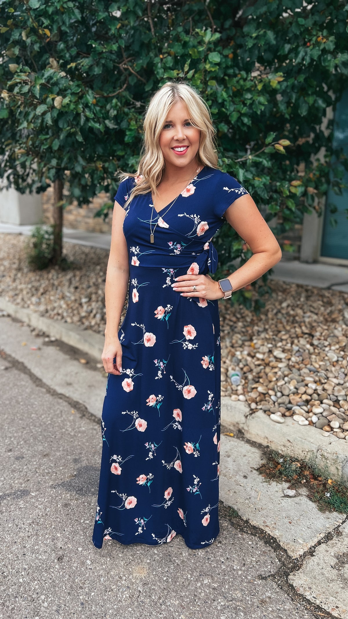 Lily 2.0 Short Sleeve Maxi Dress: Navy