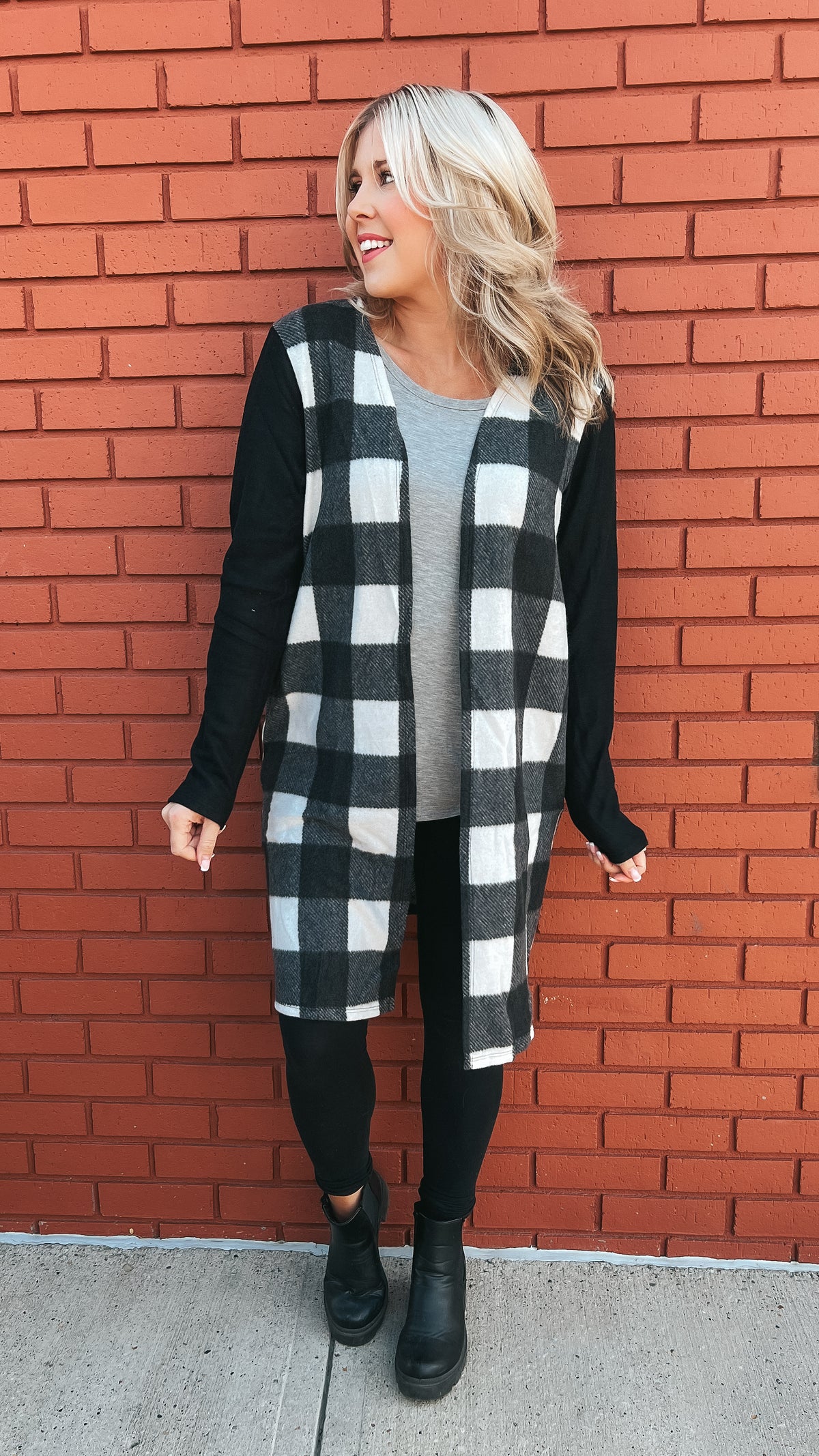 Donna Plaid Cardigan: Ivory & Black