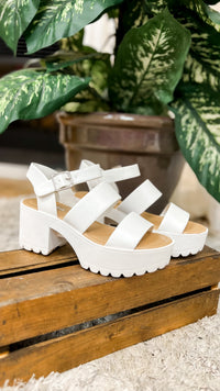 Cher Chunky Heel Sandal: White