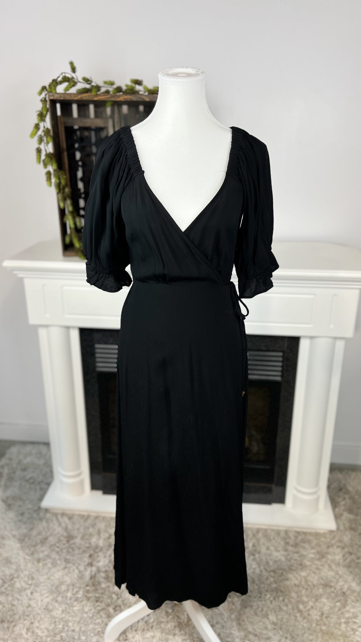 Penelope Wrap Dress: Black